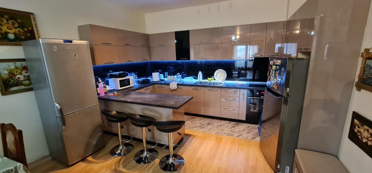 Ori'S Cozy Apartment In The Heart Of Shkodra *